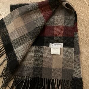 Made in Italy virgin wool scarf